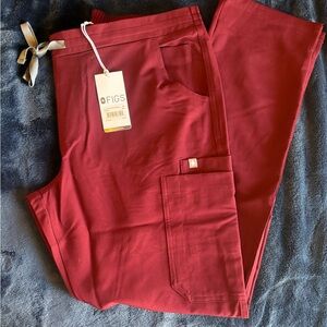 Figs burgundy Yola pant